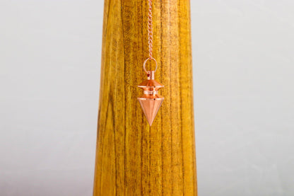 Pendule Triangle - Laiton cuivré